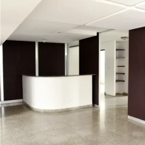 img-oficina-lessep-8-2-q6o0d0hs0504m4j4h9z8w5galxkk9lj4nib4dgh480